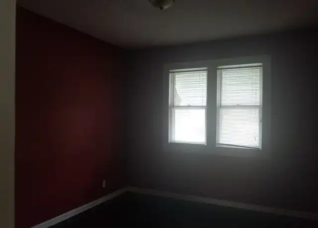 Property at 1505 E Main St, Decatur, IL, 62521, 3 beds, 1 bath, [object Object]