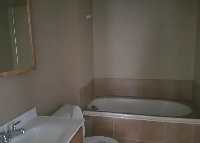 Property at 1505 E Main St, Decatur, IL, 62521, 3 beds, 1 bath, [object Object]