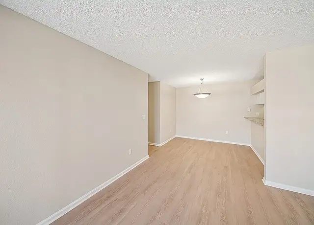 Photo of 2540 Sunset Dr, Longmont, CO 80501