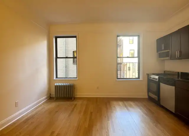 Property at 201 W 11th St Unit 2H, New York, NY, 10014, 1 bed, 1 bath, [object Object]