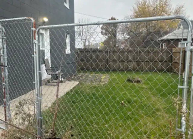 Property at 2430 5th Ave Unit Lower unit, Moline, IL, 61265, 0 beds, 1 bath, [object Object]