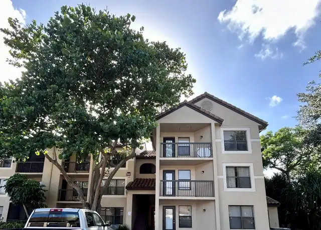Property at 4221 W McNab Rd #39, Pompano Beach, FL, 33069, 1 bed, 1 bath, [object Object]
