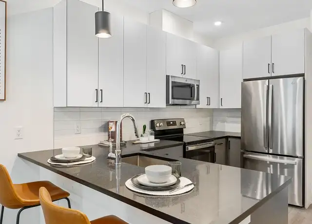 Photo of 829 Garfield Ave, Jersey City, NJ 07305