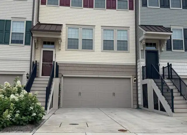 Property at 430 Tall Oaks Dr, Warminster, PA, 18974, 3 beds, 2.5 baths, [object Object]