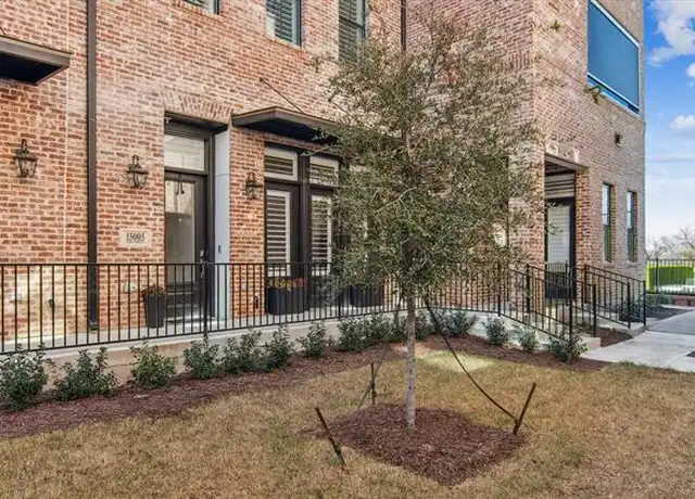 Property at 15005 Oak St, Addison, TX, 75001, 3 beds, 2.5 baths, [object Object]