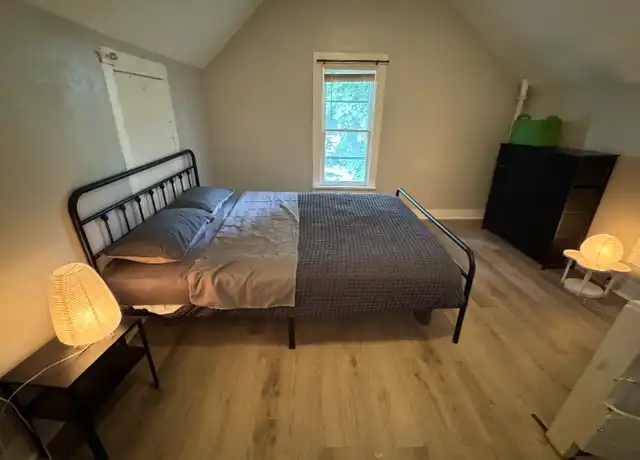 Property at 405 Carrier St NE, Grand Rapids, MI, 49505, 1 bed, 1 bath, [object Object]