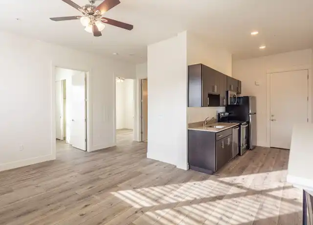 Property at 1660 D St Unit 214*, Vancouver, WA, 98663, 2 beds, 1 bath, [object Object]