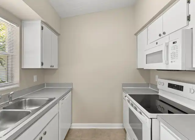 Property at 3710 Pinellas Ave, Safety Harbor, FL, 34695, 3 beds, 2 baths, [object Object]