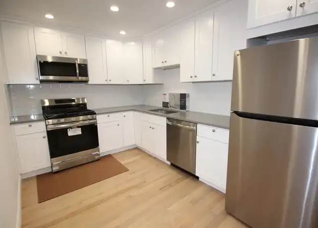 Property at 65 E India Row Unit 39D, Boston, MA, 02110, 1 bed, 1 bath, [object Object]