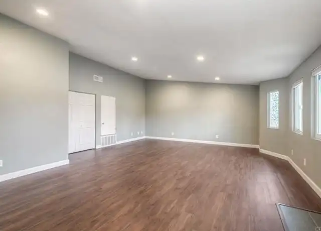 Property at 769 Magnolia Ave Unit B, Carlsbad, CA, 92008, 3 beds, 2 baths, [object Object]
