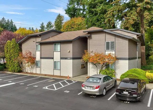 Photo of 1830 108th Ave SE, Bellevue, WA 98004