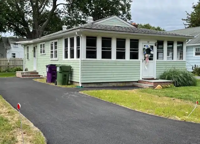 Property at 68 Kelsey Pl, Madison, CT, 06443, 3 beds, 1 bath, [object Object]