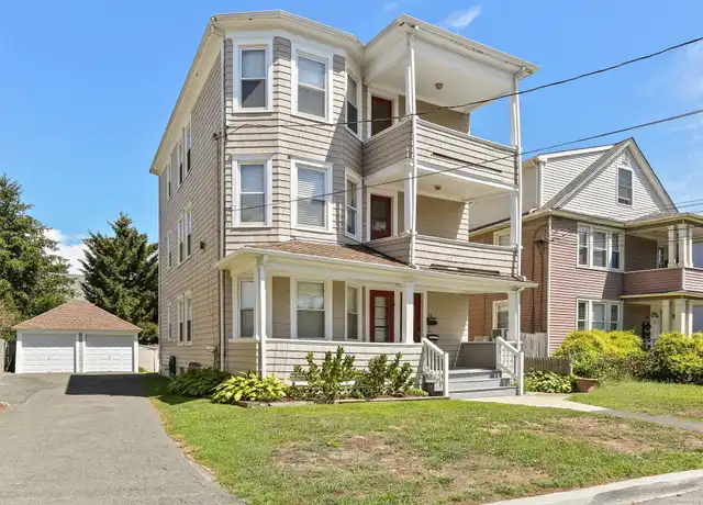 Property at 46 Churchill St, Fairfield, CT, 06824, 2 beds, 1 bath, [object Object]