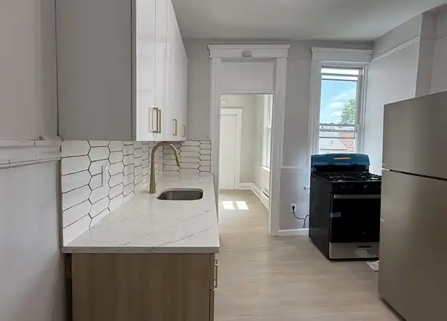 Property at 265 Cliff St Unit 5, Cliffside Park, NJ, 07010, 1 bed, 1 bath, [object Object]