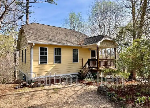 Property at 430 Riverview Dr, Asheville, NC, 28806, 3 beds, 2 baths, [object Object]