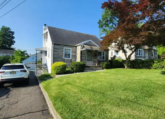 Property at 118 Johnson Ave, Mahwah, NJ, 07430, 3 beds, 1 bath, [object Object]