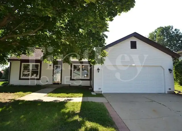 Property at 310 Brookwood Trl, McHenry, IL, 60050, 3 beds, 2 baths, [object Object]