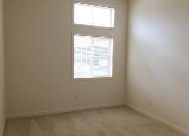 Photo of 3011 78th Ave SE Unit NC109, Mercer Island, WA 98040