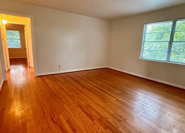 Property at 5722 Parwill St Unit 3, Houston, TX, 77081, 2 beds, 1 bath, [object Object]