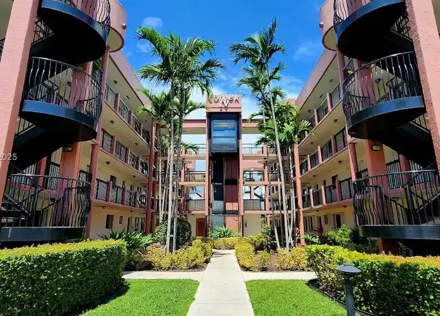 Property at 5440 W 21st Ct #303, Hialeah, FL, 33016, 2 beds, 2 baths, [object Object]