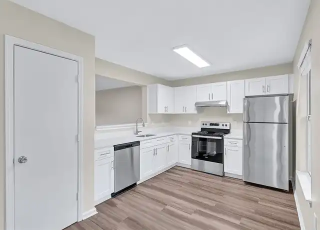 Property at Hideaway Townhomes - 5600 Salem Run Blvd, Fredericksburg, VA, 22407, 2-3 beds, 2.5 baths, [object Object]