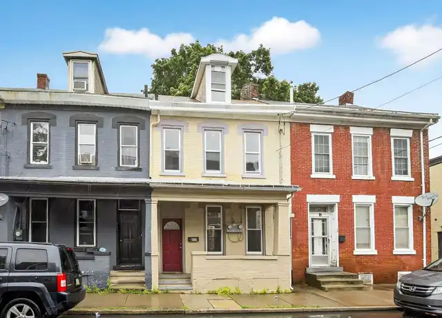 Property at 919 Mifflin St, Lebanon, PA, 17046, 2 beds, 1 bath, [object Object]