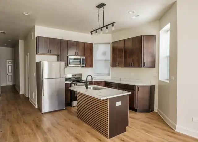Property at 6613 S Vernon Ave, Chicago, IL, 60637, 4 beds, 1 bath, [object Object]