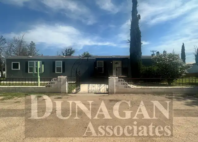 Property at 1202 Owens St, Carlsbad, NM, 88220, 3 beds, 2 baths, [object Object]