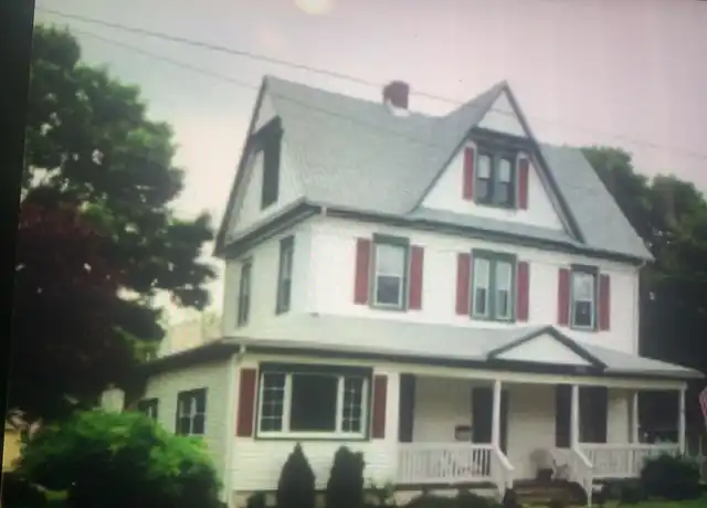 Property at 310 Poplar St Unit 2, Delanco, NJ, 08075, 3 beds, 1 bath, [object Object]