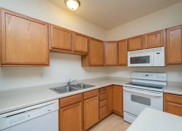 Property at 29 Redtail Bnd #20, Coralville, IA, 52241, 1 bed, 1 bath, [object Object]