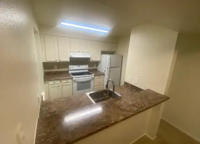 Property at 13716 15th Ave NE Unit 203, Seattle, WA, 98125, 2 beds, 1 bath, [object Object]