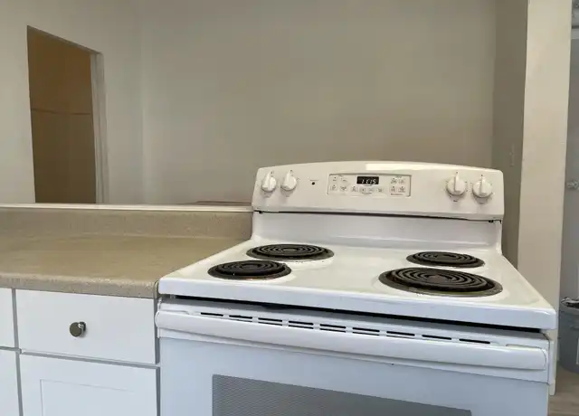 Property at 4547 19th Ave NE Unit 13, Seattle, WA, 98105, 32 beds, 5 baths, [object Object]
