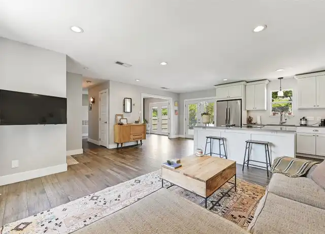 Property at 2313 Aldford Dr, Austin, TX, 78745, 3 beds, 1.5 baths, [object Object]