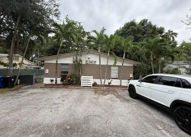 Property at 1406 Arpeika St Unit B, Fort Lauderdale, FL, 33312, 3 beds, 2 baths, [object Object]