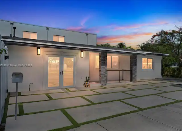 Property at 1020 SW 4th Ave Unit N/A, Fort Lauderdale, FL, 33315, 3 beds, 2 baths, [object Object]