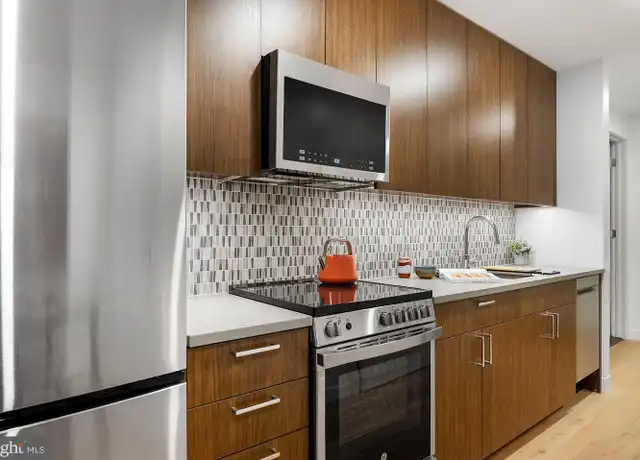 Property at 1 S 12th St Unit 1B-1-19E, Philadelphia, PA, 19107, 1 bed, 1 bath, [object Object]