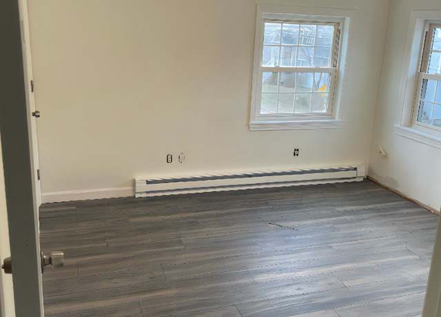 Photo of 97 Victoria Ave Unit 2, Cranston, RI 02920