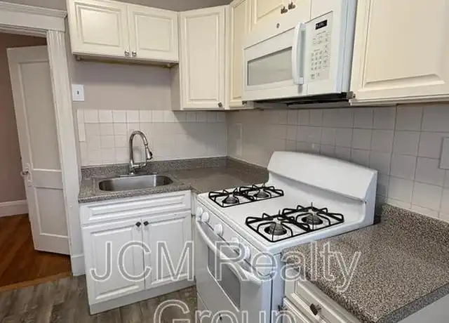 Property at 30 Harwood St Unit 12, Lynn, MA, 01902, 1 bed, 1 bath, [object Object]
