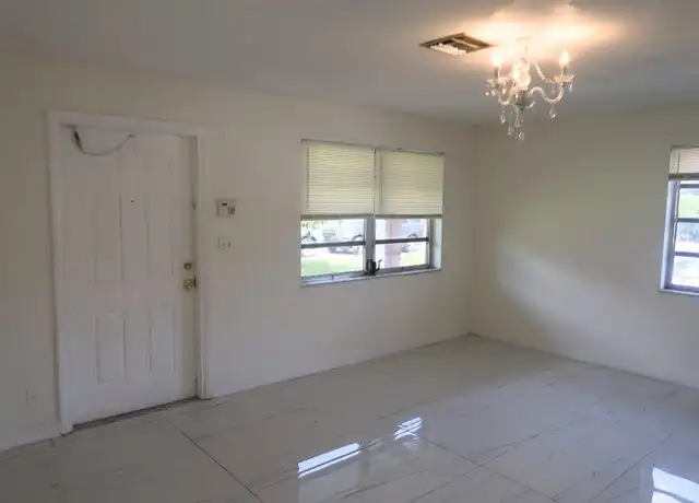 Property at 1218 NW 19th Ct Unit 1-2, Fort Lauderdale, FL, 33311, 2 beds, 2 baths, [object Object]