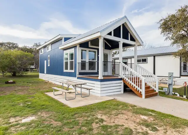 Property at 25928 Haynie Flat Rd Unit 106, Spicewood, TX, 78669, 1 bed, 1 bath, [object Object]