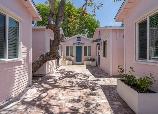 Property at Venice Cottages - 314 N Venice Blvd, Venice, CA, 90291, 1 bed, 1 bath, [object Object]