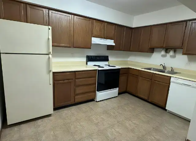 Property at 3215 Terrace Dr #6, Cedar Falls, IA, 50613, 2 beds, 1 bath, [object Object]