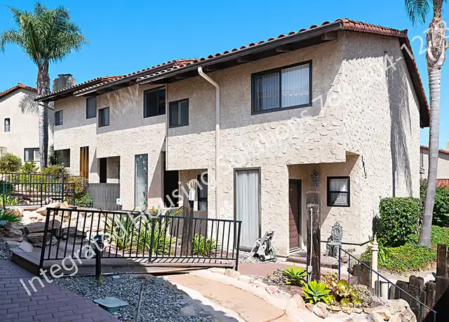 Property at 1915 Estrella De Mar Ct, Carlsbad, CA, 92009, 2 beds, 2.5 baths, [object Object]