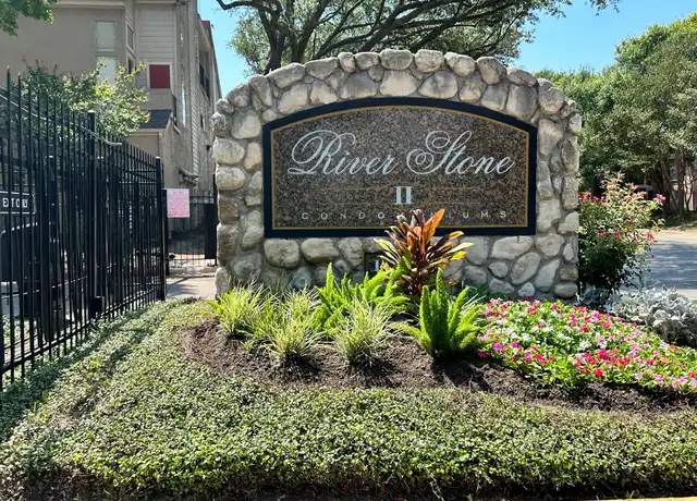 Property at 10855 Meadowglen Ln Unit 711, Houston, TX, 77042, 1 bed, 1 bath, [object Object]