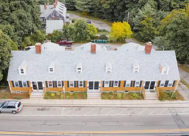 Property at 421 Court St Unit 421, Plymouth, MA, 02360, 3 beds, 1 bath, [object Object]