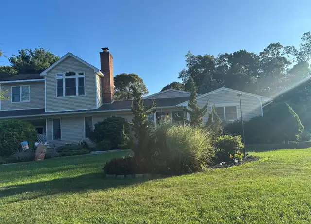Property at 123 Broad Ave, Riverhead, NY, 11901, 5 beds, 3 baths, [object Object]