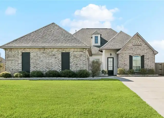 Property at 106 Summer Cypress Ln, Belle Chasse, LA, 70037, 4 beds, 3 baths, [object Object]