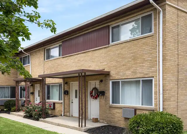 Property at Mentor Mall Village - 7950 Mentor Ave, Mentor, OH, 44060, 1 bed, 1 bath, [object Object]
