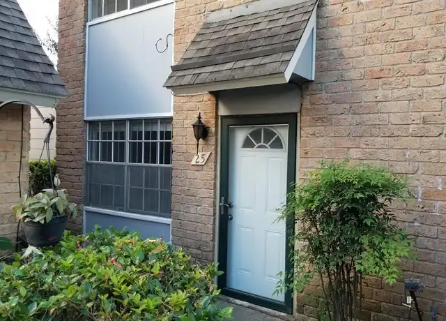 Property at 1433 Cedar Post Ln Unit 25, Houston, TX, 77055, 2 beds, 1.5 baths, [object Object]