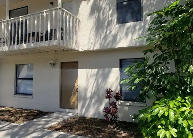 Property at 622 SE 13th Ct Unit 2, Cape Coral, FL, 33990, 2 beds, 1 bath, [object Object]